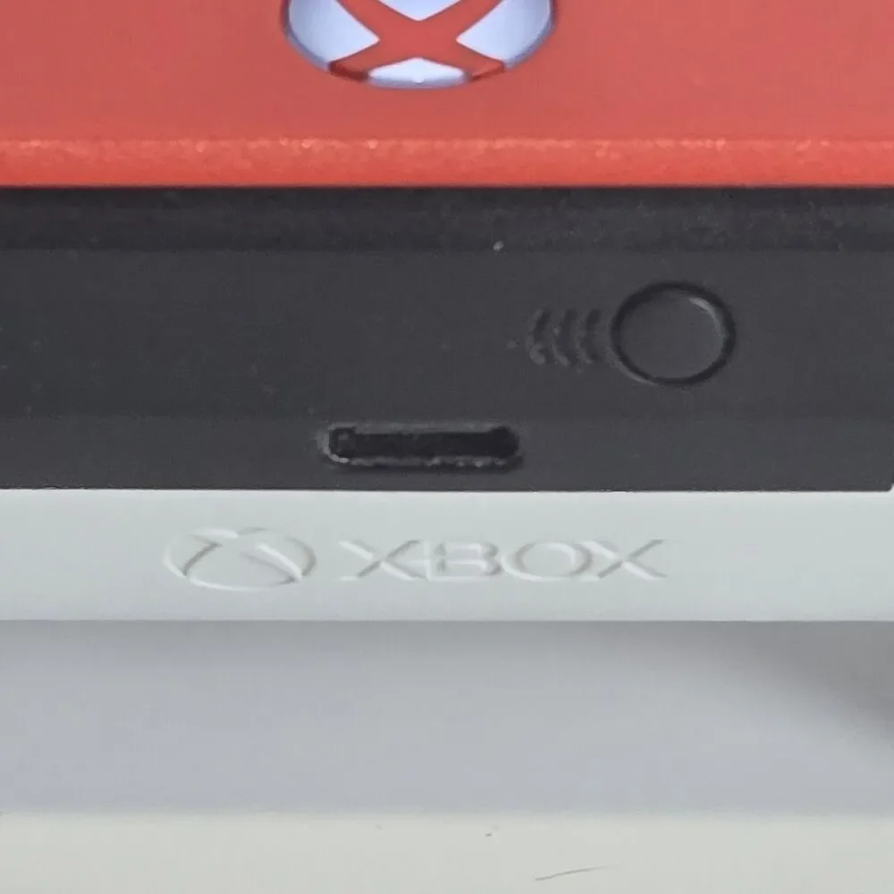 Xbox Series X|S Wireless Controller Model 1914 white & Red Tested *EUC
